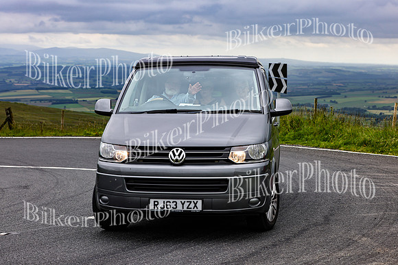 3N3A3784