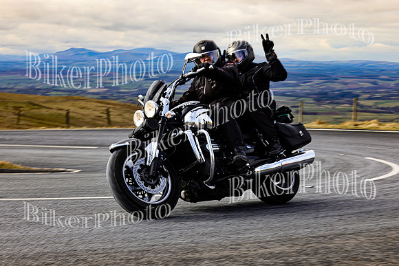 250A9215