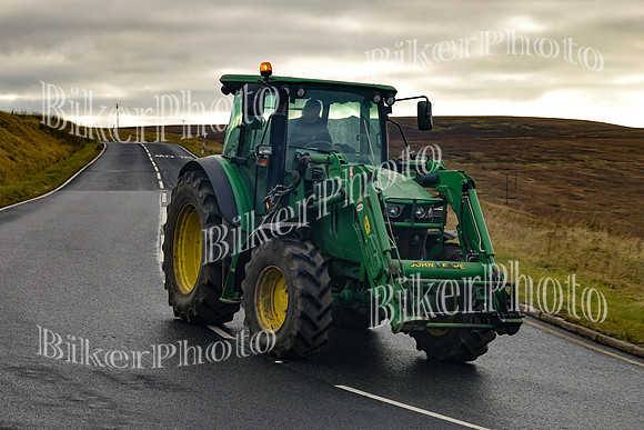 250A4413