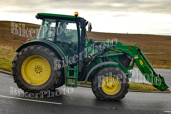 250A4432