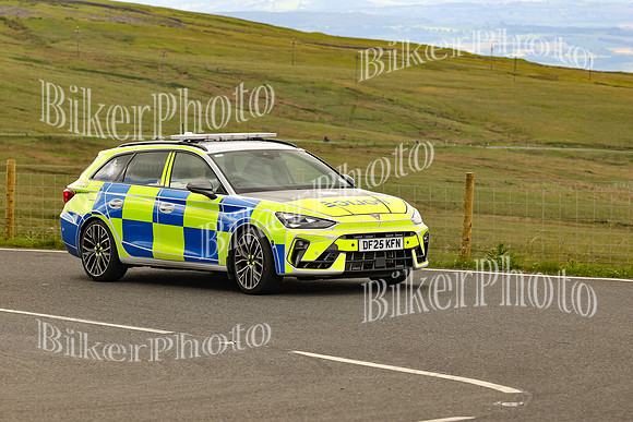250A0893