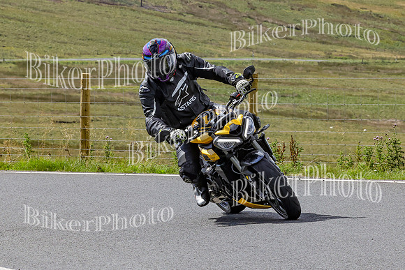 BikerPhoto (2410 of 5778)
