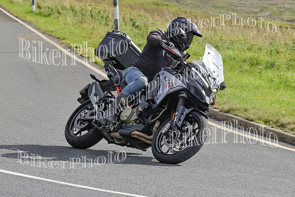 BikerPhoto (5548 of 6941)