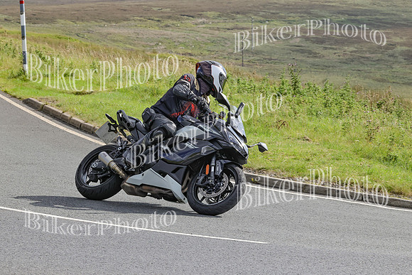 BikerPhoto (5564 of 6941)