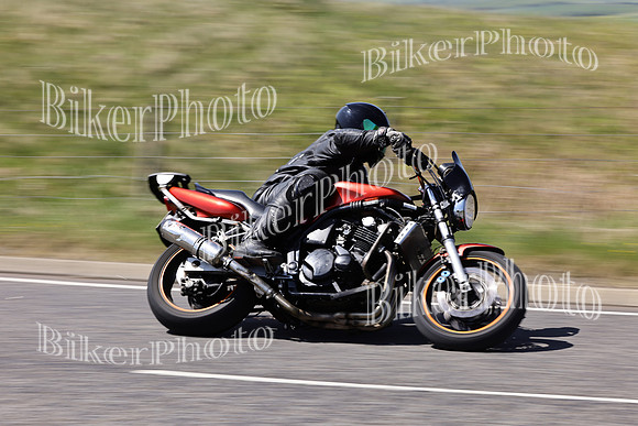 069A9412