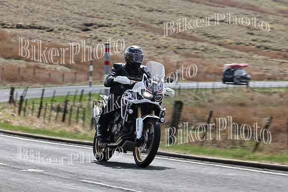 053A5736