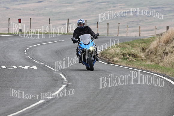 053A3596