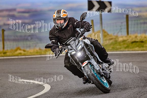 250A7353