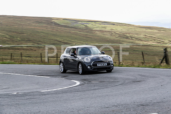 20211010-1DX28343