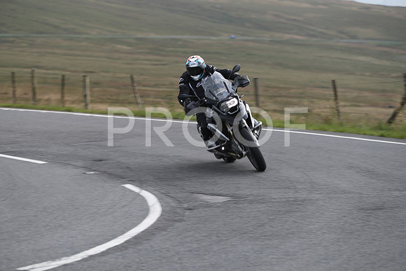 1DX25983_1