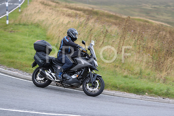 1DX27349_1