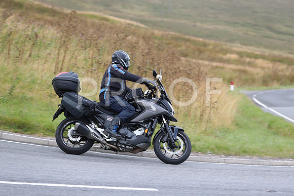 1DX27352_1