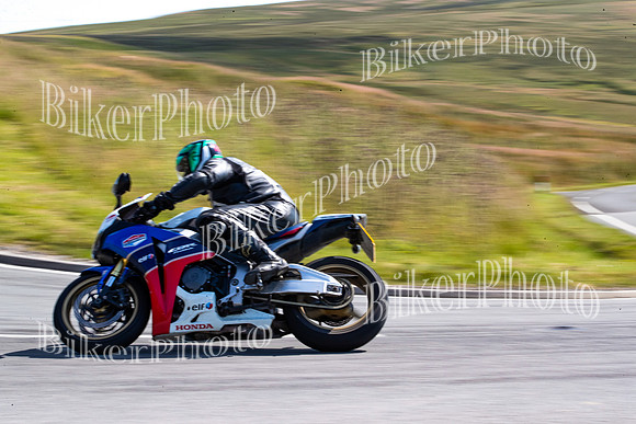 1DX20064_1