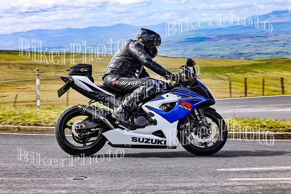 069A4683