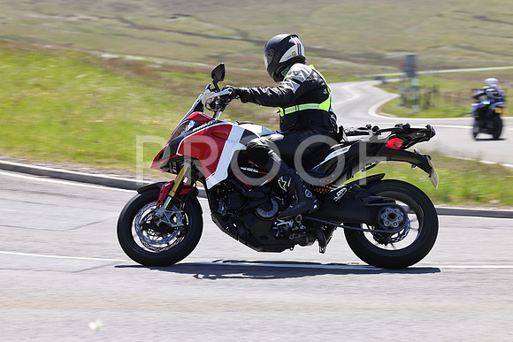 3N3A3023