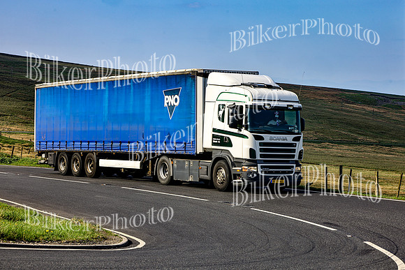 069A6805