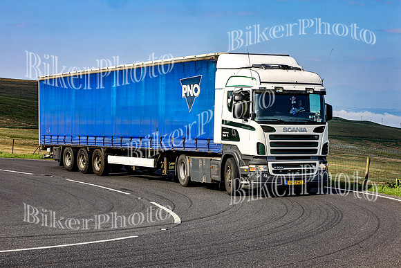 069A6810