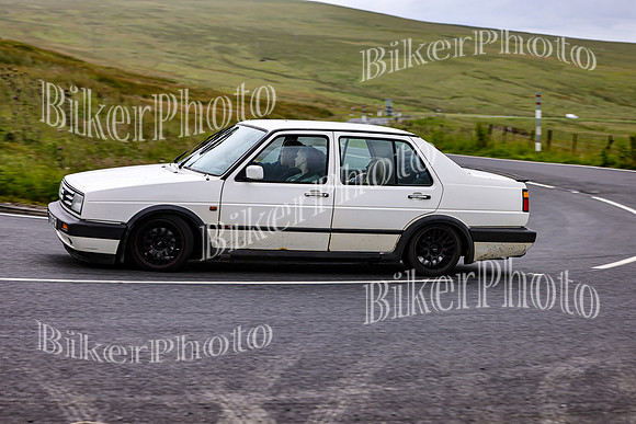 3N3A4105