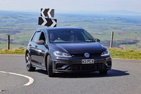 250A2283