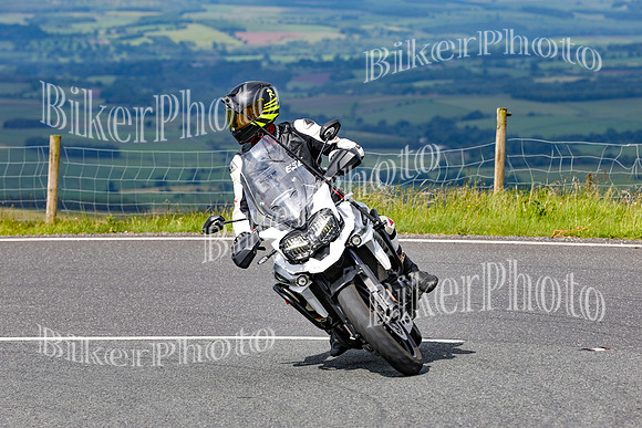 0W9A8232